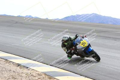 media/Feb-27-2022-CVMA (Sun) [[a3977b6969]]/Race 6 500 Supersport-350 Supersport (Holeshot)/